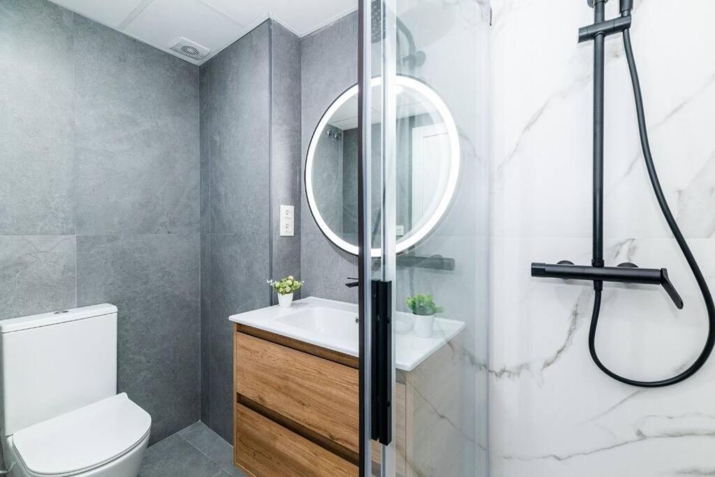 Modern Apartment Close To The City Center And Alhambra Γρανάδα Εξωτερικό φωτογραφία