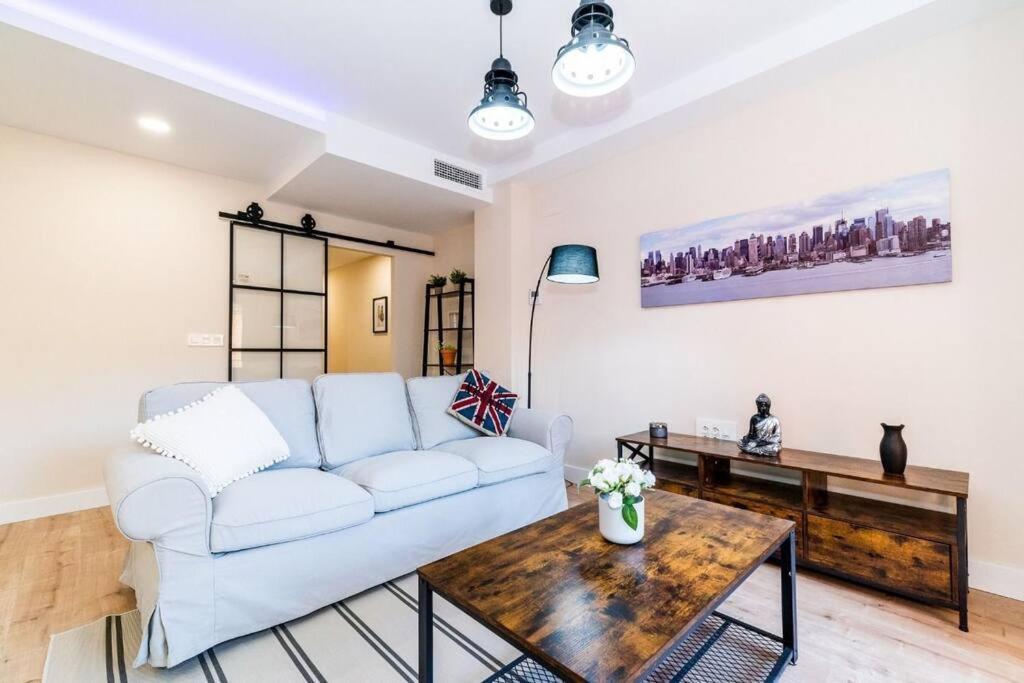 Modern Apartment Close To The City Center And Alhambra Γρανάδα Εξωτερικό φωτογραφία