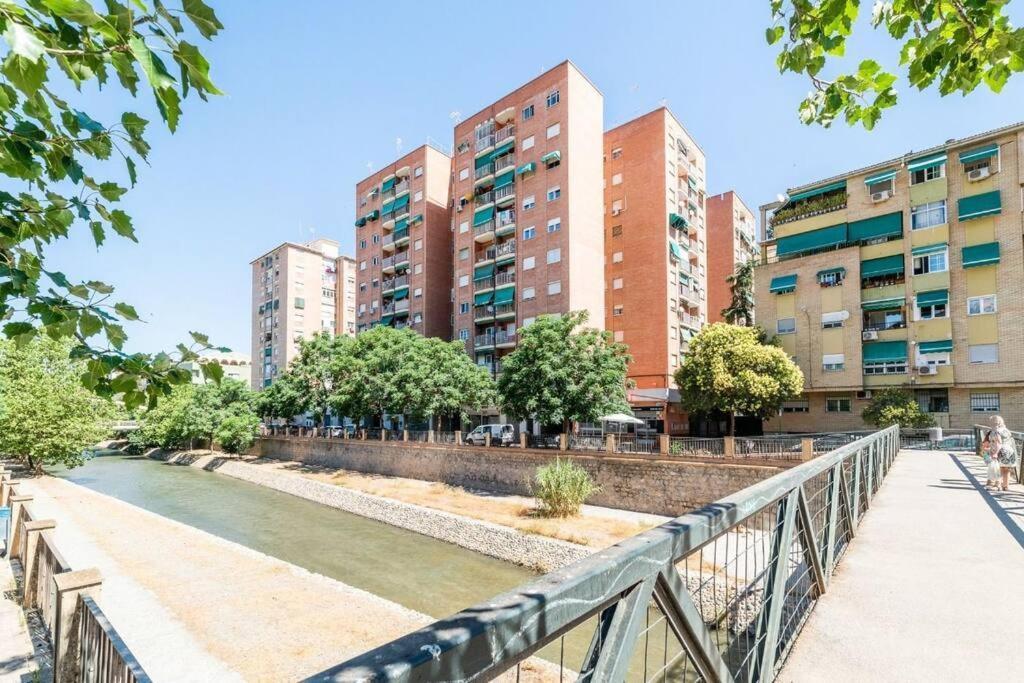 Modern Apartment Close To The City Center And Alhambra Γρανάδα Εξωτερικό φωτογραφία
