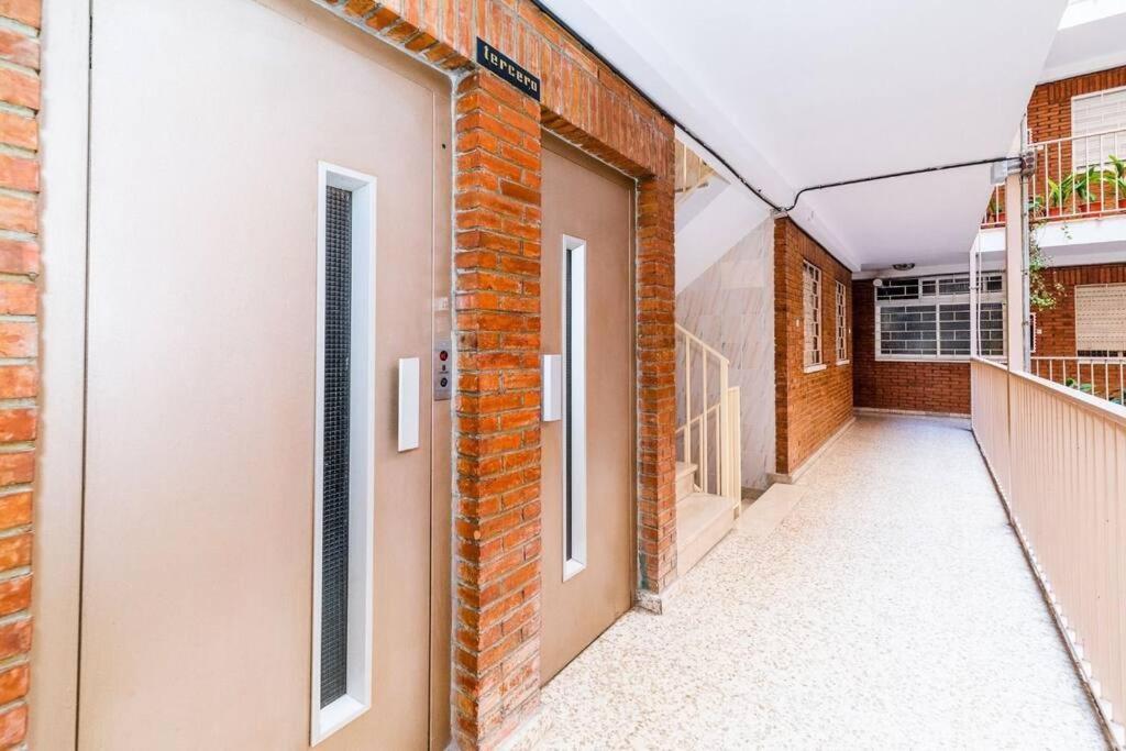 Modern Apartment Close To The City Center And Alhambra Γρανάδα Εξωτερικό φωτογραφία