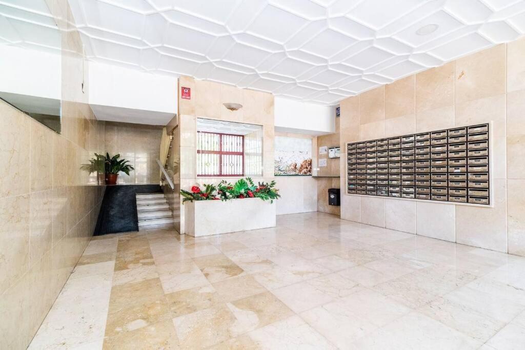 Modern Apartment Close To The City Center And Alhambra Γρανάδα Εξωτερικό φωτογραφία