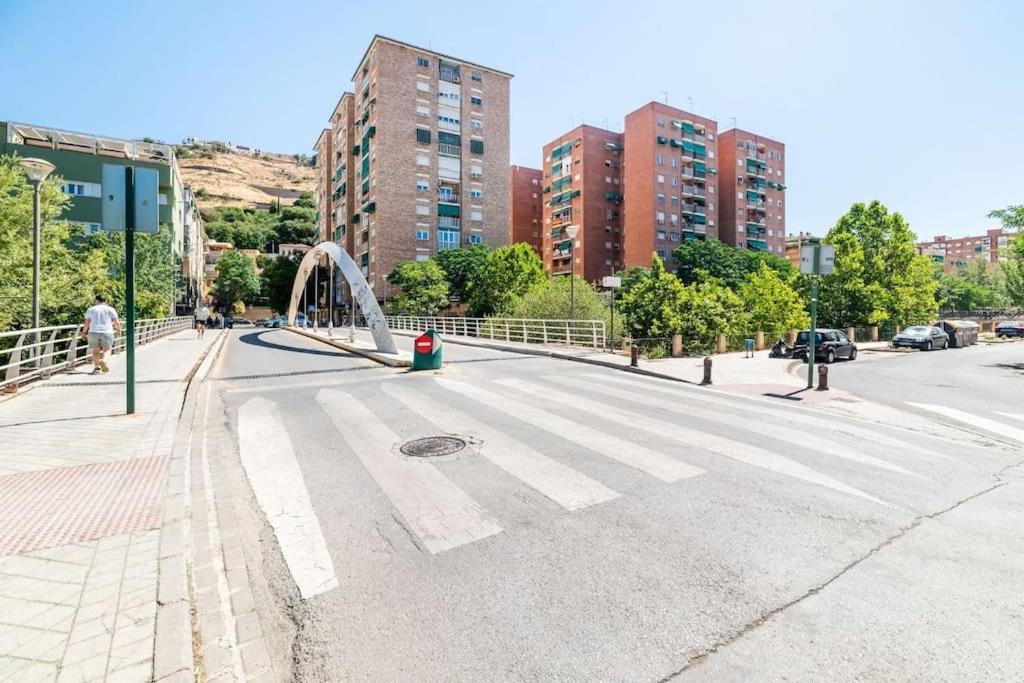 Modern Apartment Close To The City Center And Alhambra Γρανάδα Εξωτερικό φωτογραφία